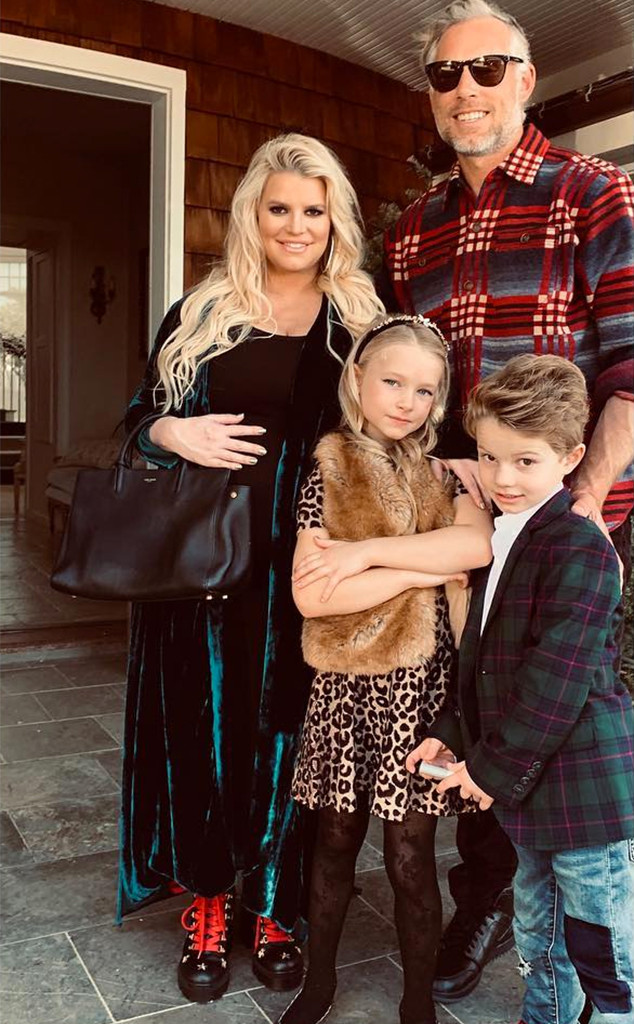 Jessica Simpson, Pregnant, Eric Johnson, Kids, Maxwell, Ace, Christmas 2018